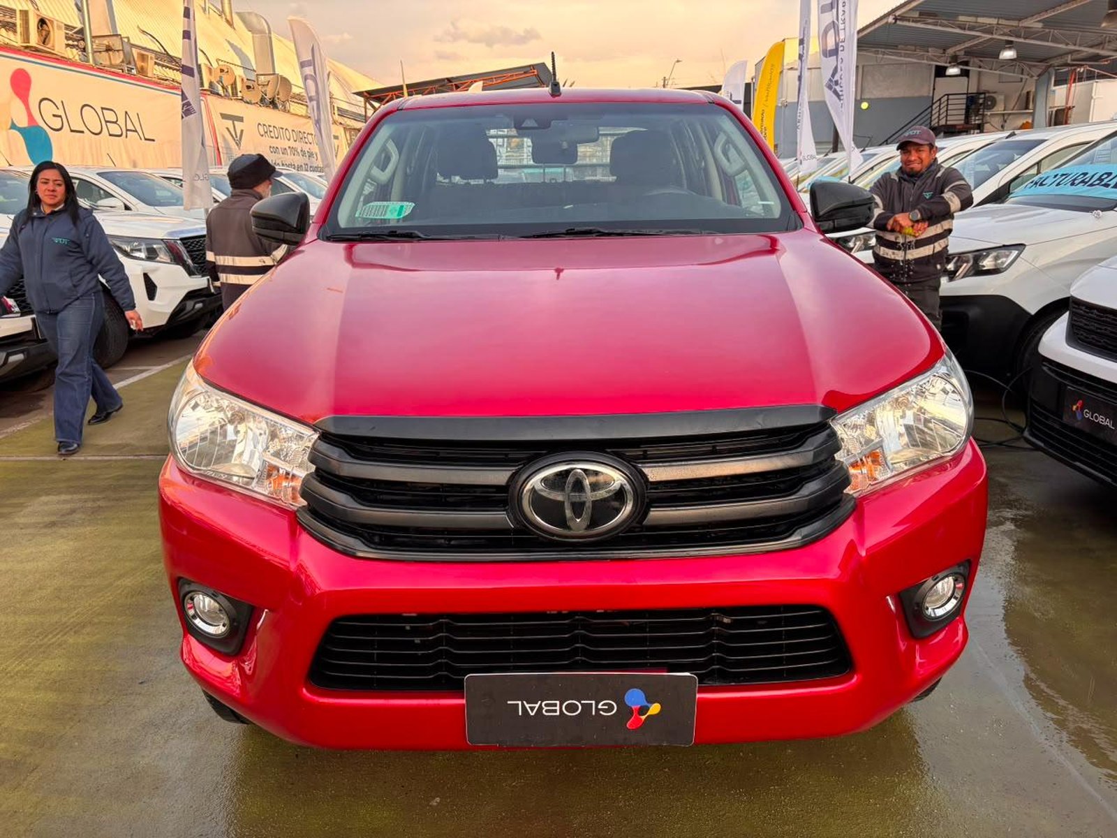 Toyota HILUX DX 2.4 4x2 2023 - Foto 2 de 10