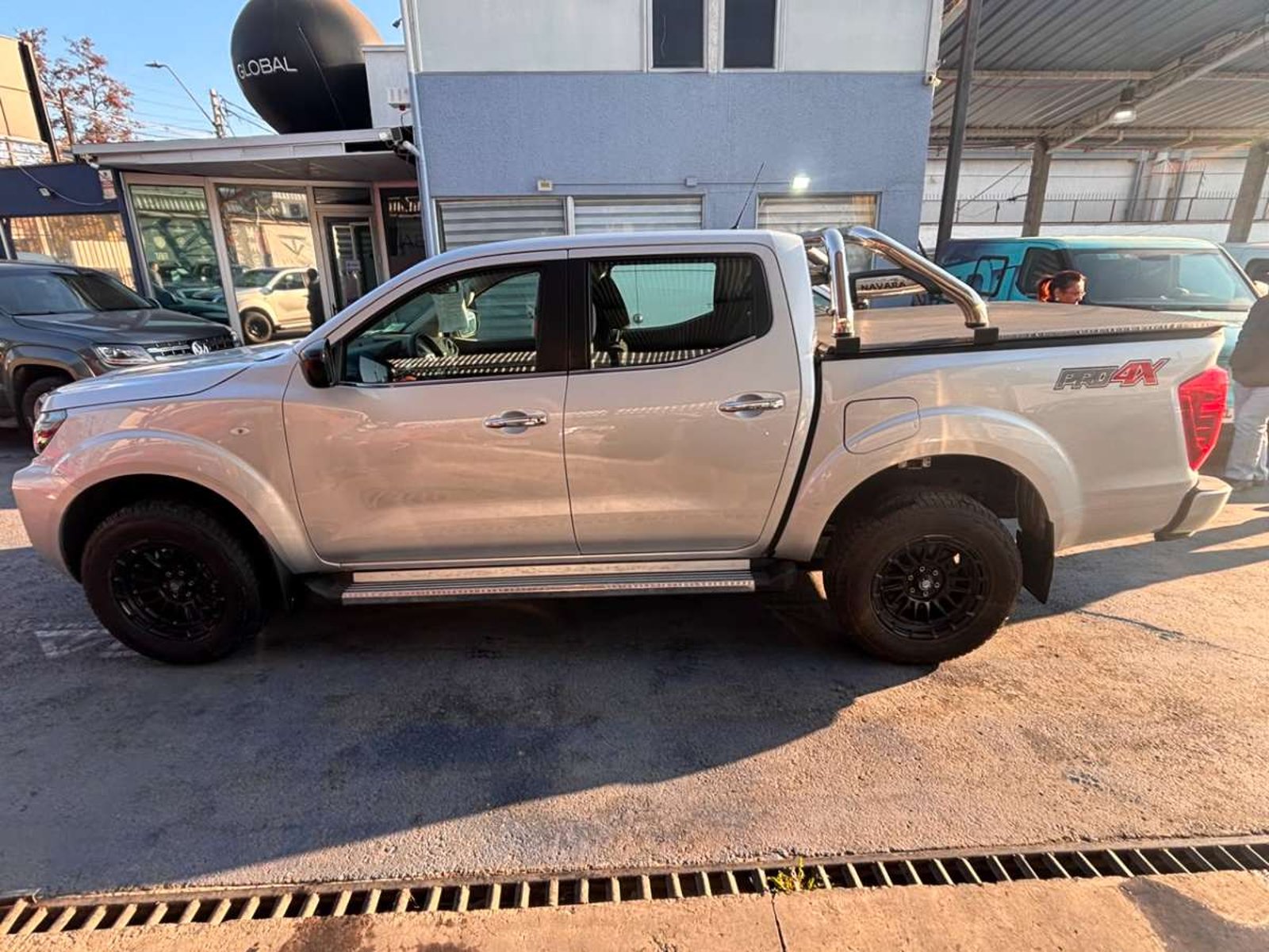 Nissan NAVARA D CAB 2.3 2021 - Foto 4 de 10