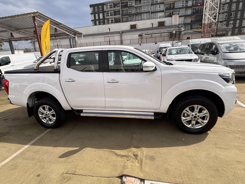 Nissan NAVARA XE 4X4 2.3 2022 - Imagen 4 de 10