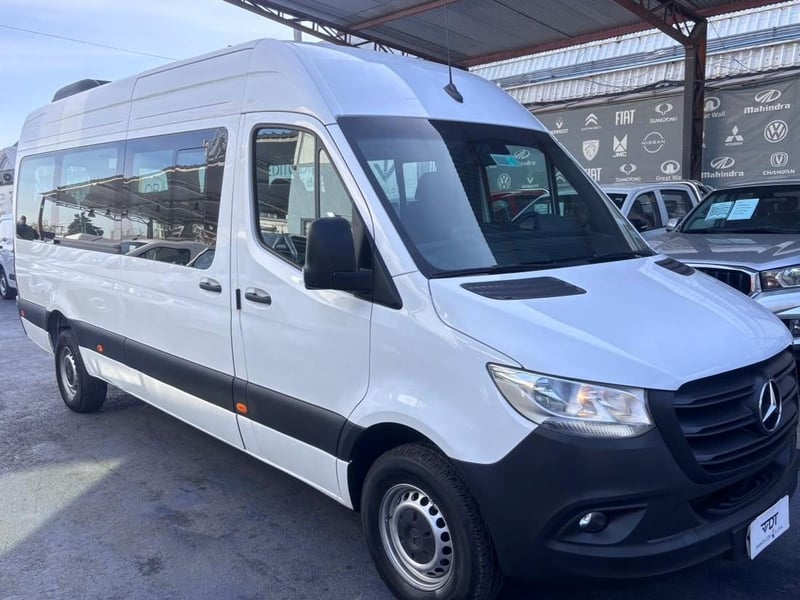 Mercedes-Benz Sprinter 2025