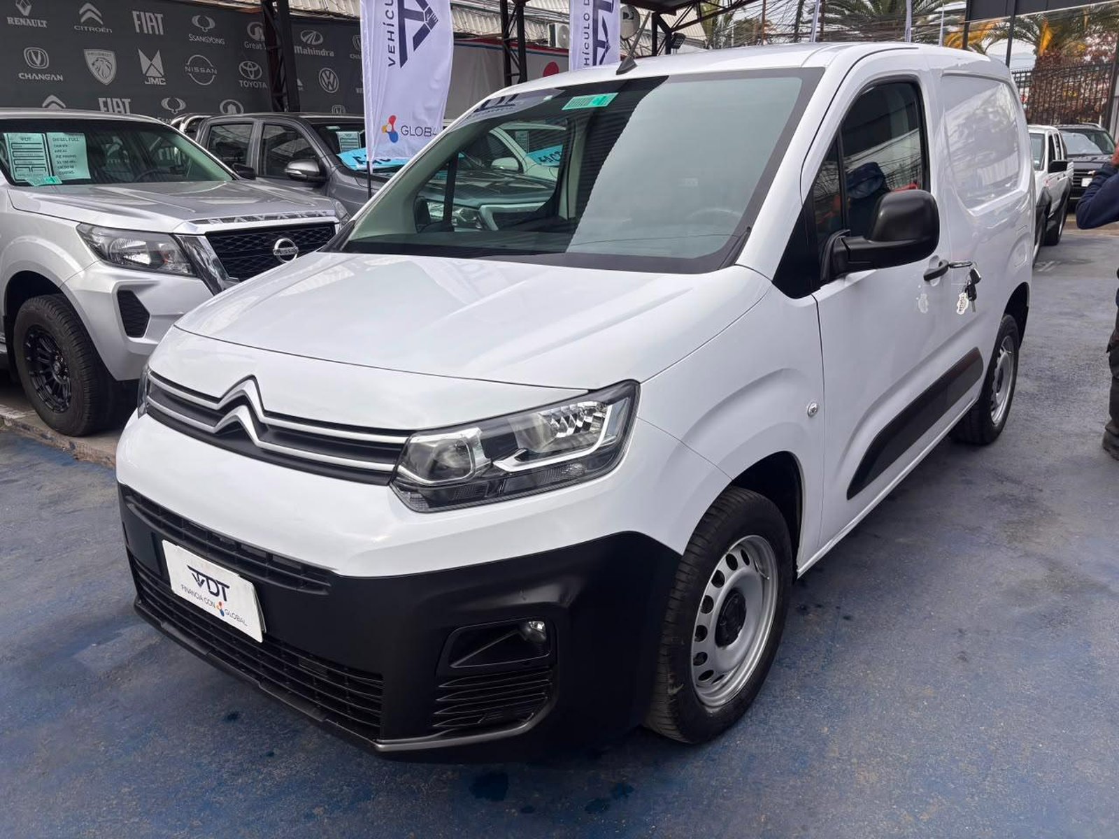 Citroën Berlingo 2024 - Foto 3 de 10