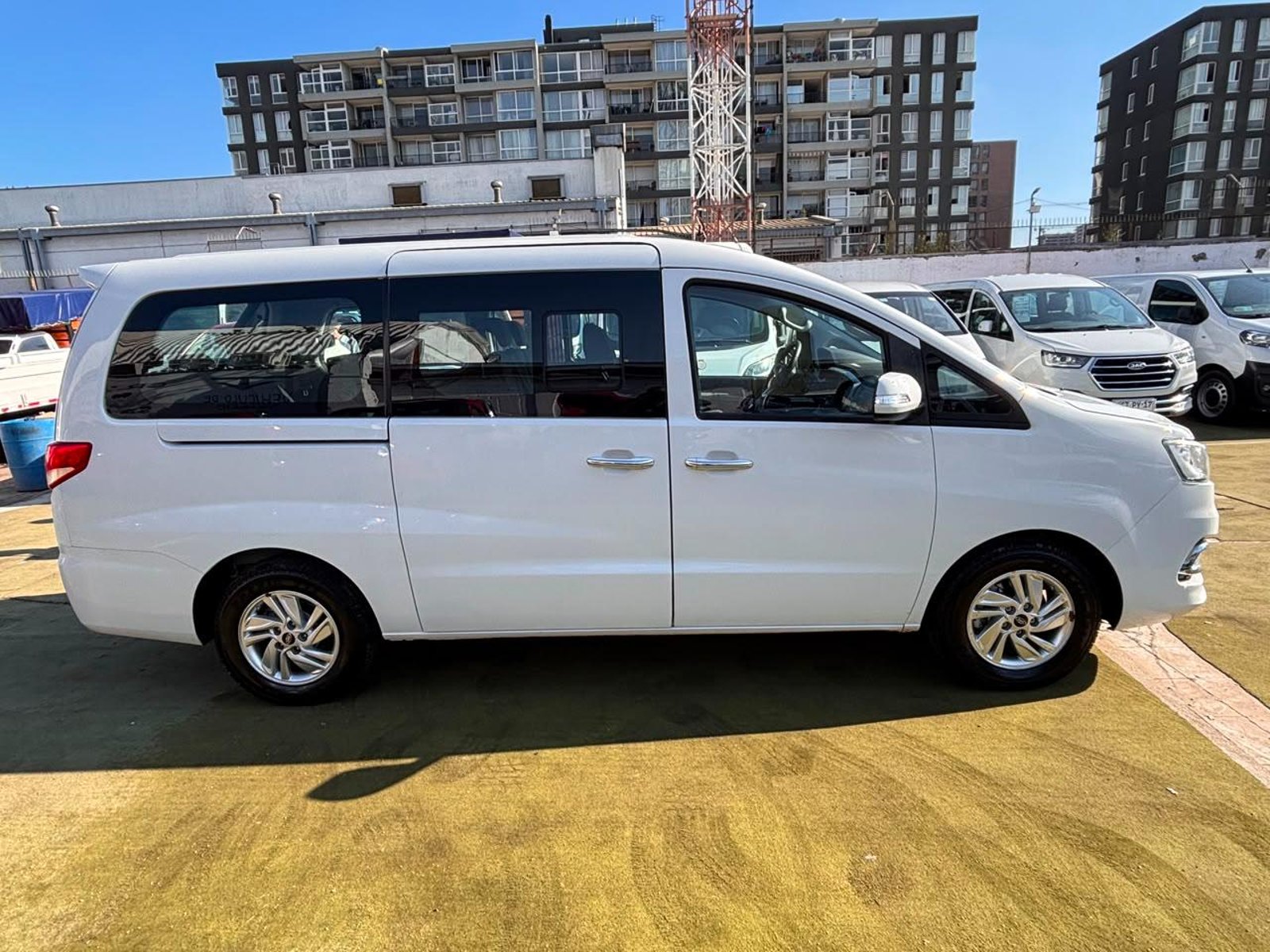JAC REFINE 2023 - Foto 4 de 10