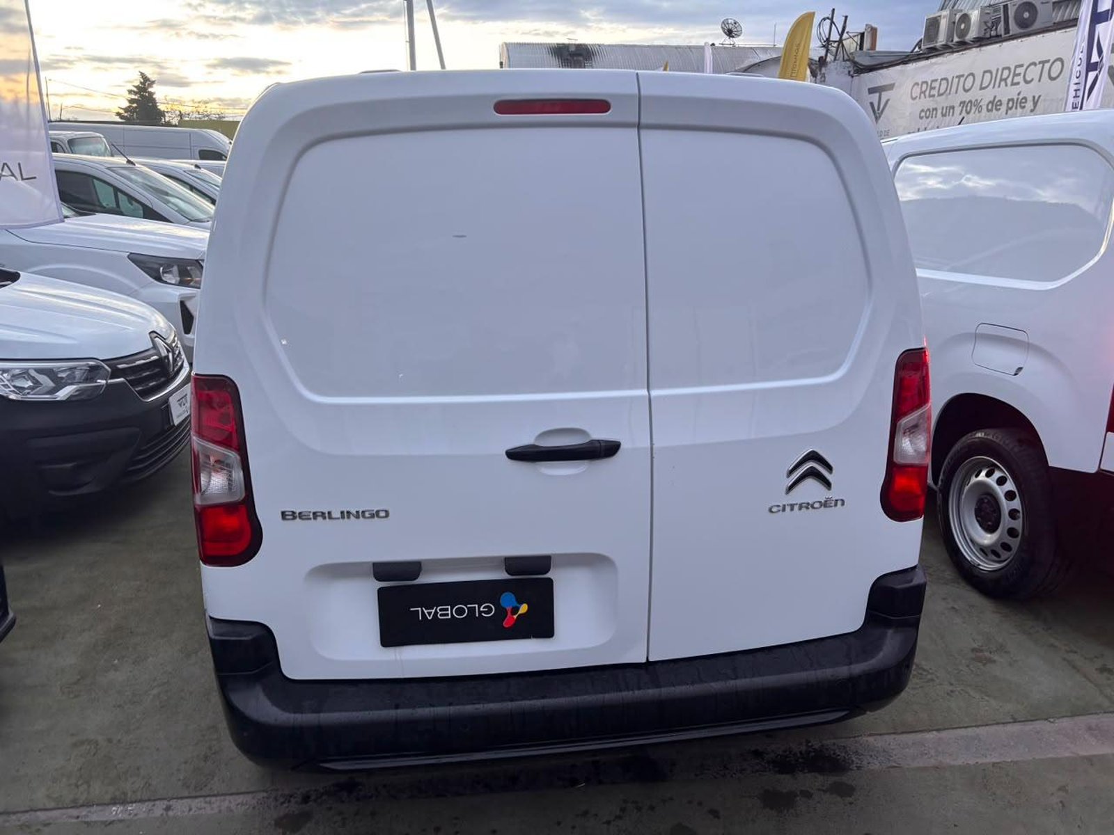 Citroën BERLINGO BLUEHDI 1.5 2024 - Imagen 7 de 10