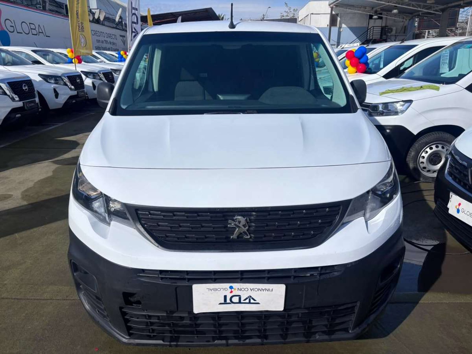 Peugeot PARTNER L1 BLUE HDI 100 1.5 2023 - Foto 2 de 10
