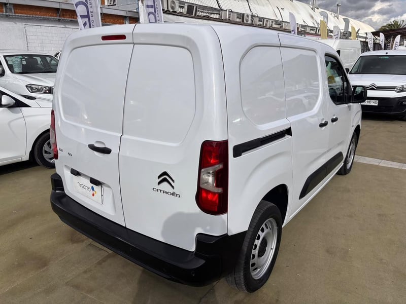 Citroën Berlingo 2024 - Imagen 8 de 10
