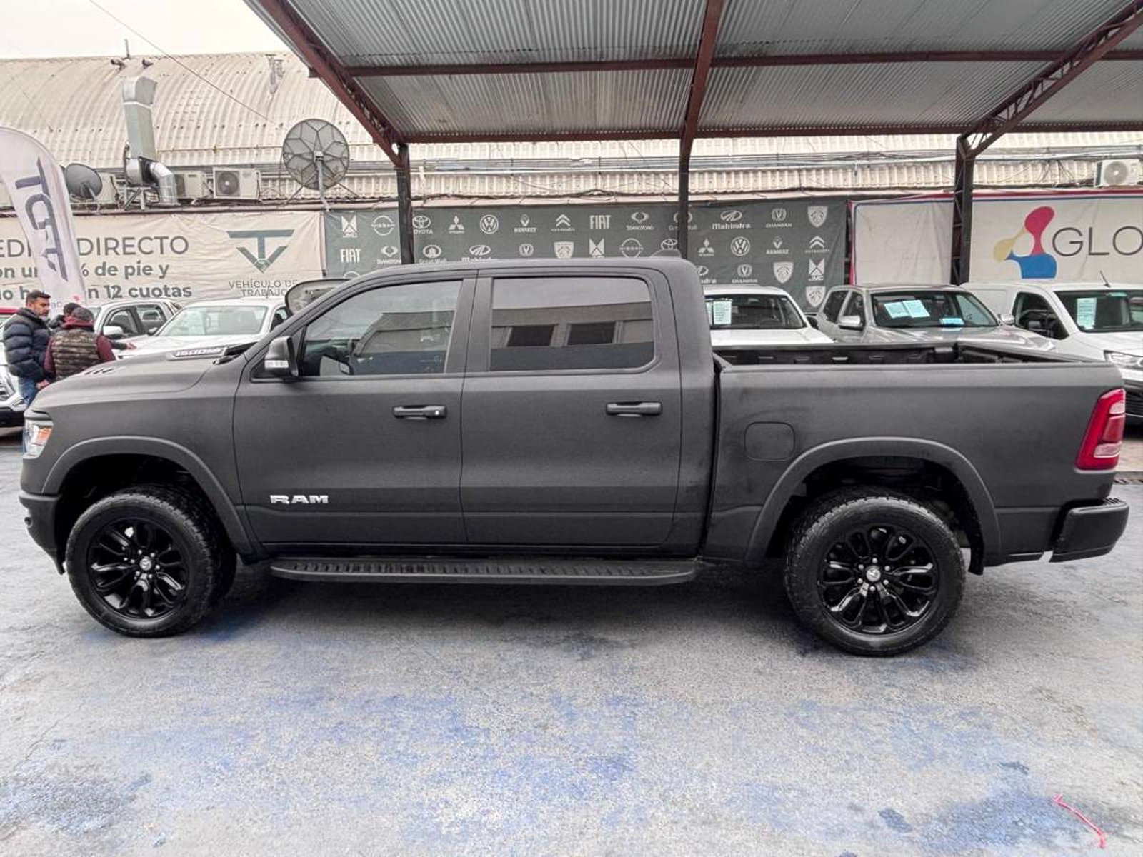 RAM RAM 1500 LARAMIE crew cab rebel 2021 - Foto 2 de 8