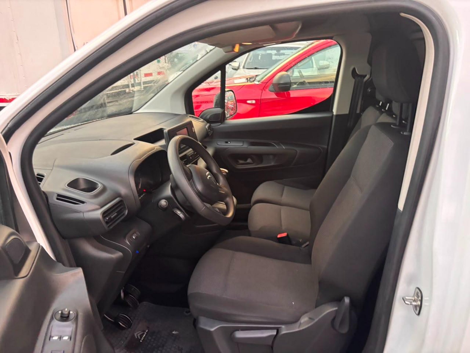 Citroën Berlingo 2024 - Imagen 10 de 10