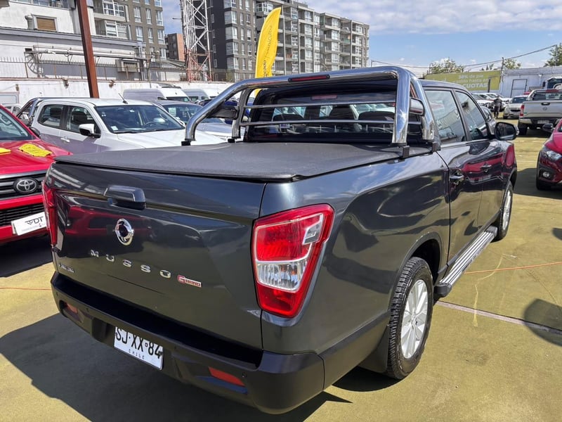 SsangYong Grand Musso 2023 - Imagen 8 de 10