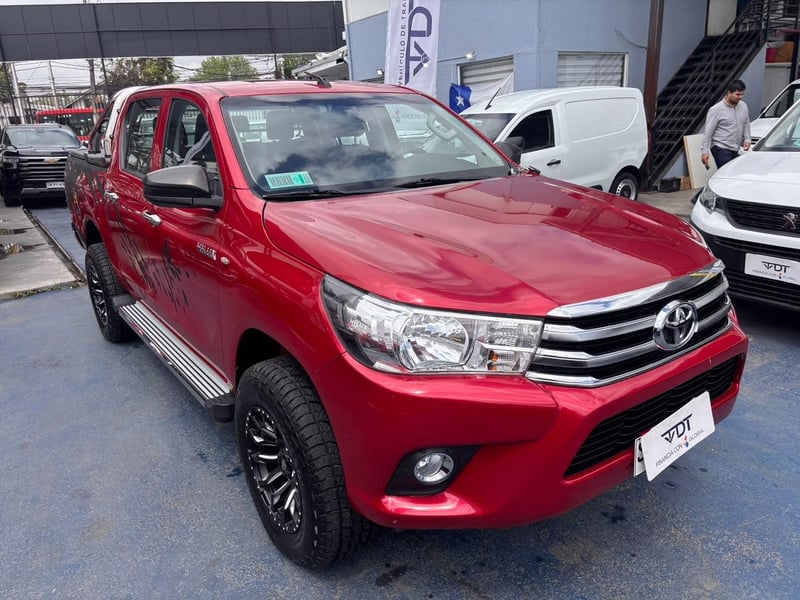 Toyota HILUX 4x2 DX Diesel 2023 - Imagen 3 de 10