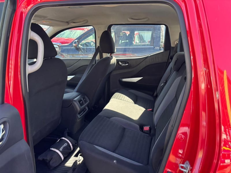 Nissan NAVARA XE 4X4 2.3 2024 - Imagen 9 de 10
