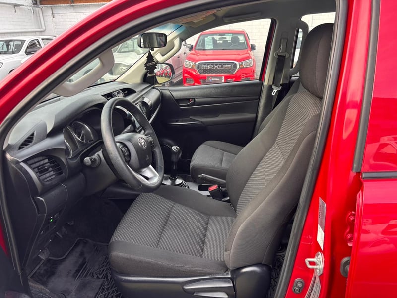 Toyota HILUX DX 2.4 4x4 2024 - Imagen 10 de 10