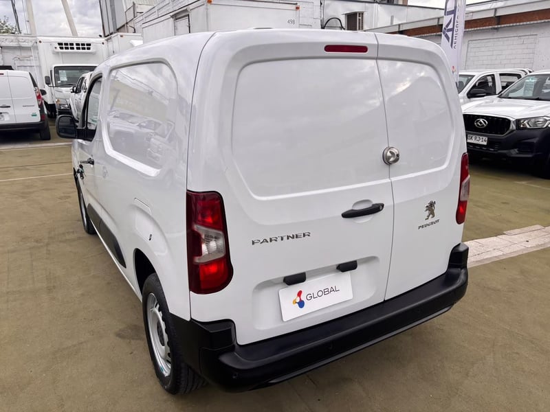 Peugeot PARTNER HDI 92 L1 1.6 2023 - Imagen 6 de 10