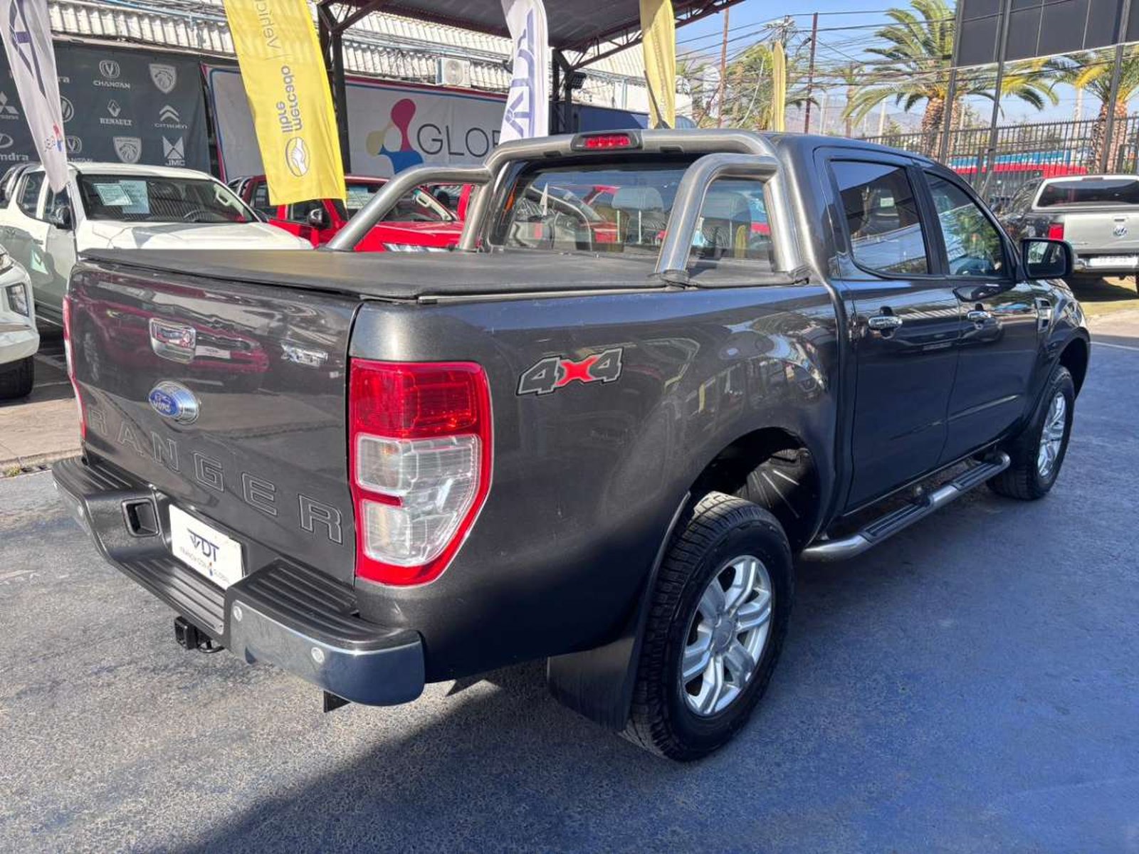 Ford RANGER DCAB 4X4 3.2 AUT XLT 4X4 2023 - Imagen 8 de 10