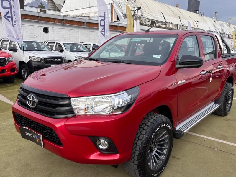 Toyota HILUX DX 2.4 4x4 2025