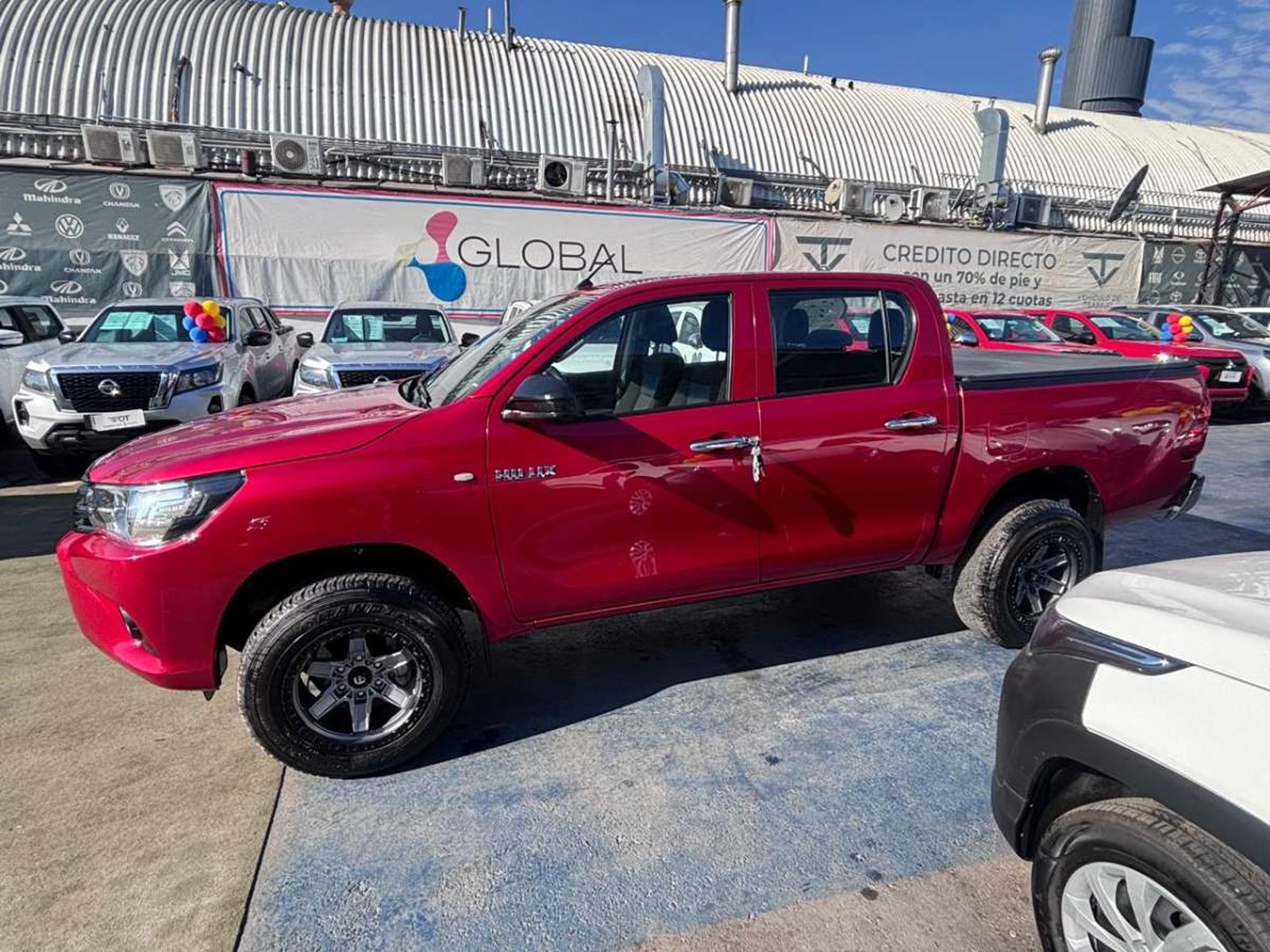 Toyota HILUX DOBLE CABINA 2.4 2023 - Foto 4 de 10