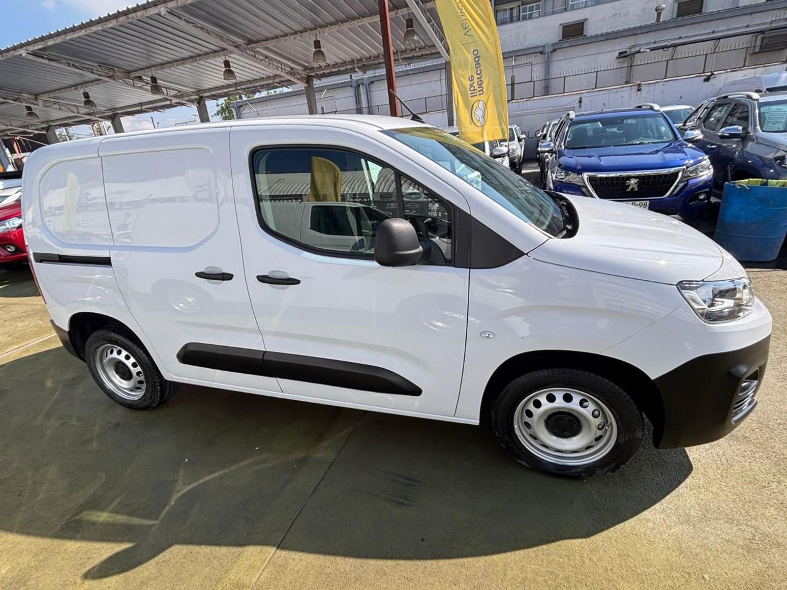 Citroën Berlingo 2024 - Foto 4 de 10