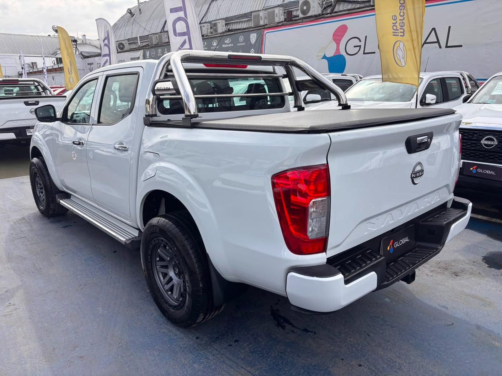 Nissan NAVARA XE 4X2 2.3 DIESEL 2024 - Imagen 6 de 10