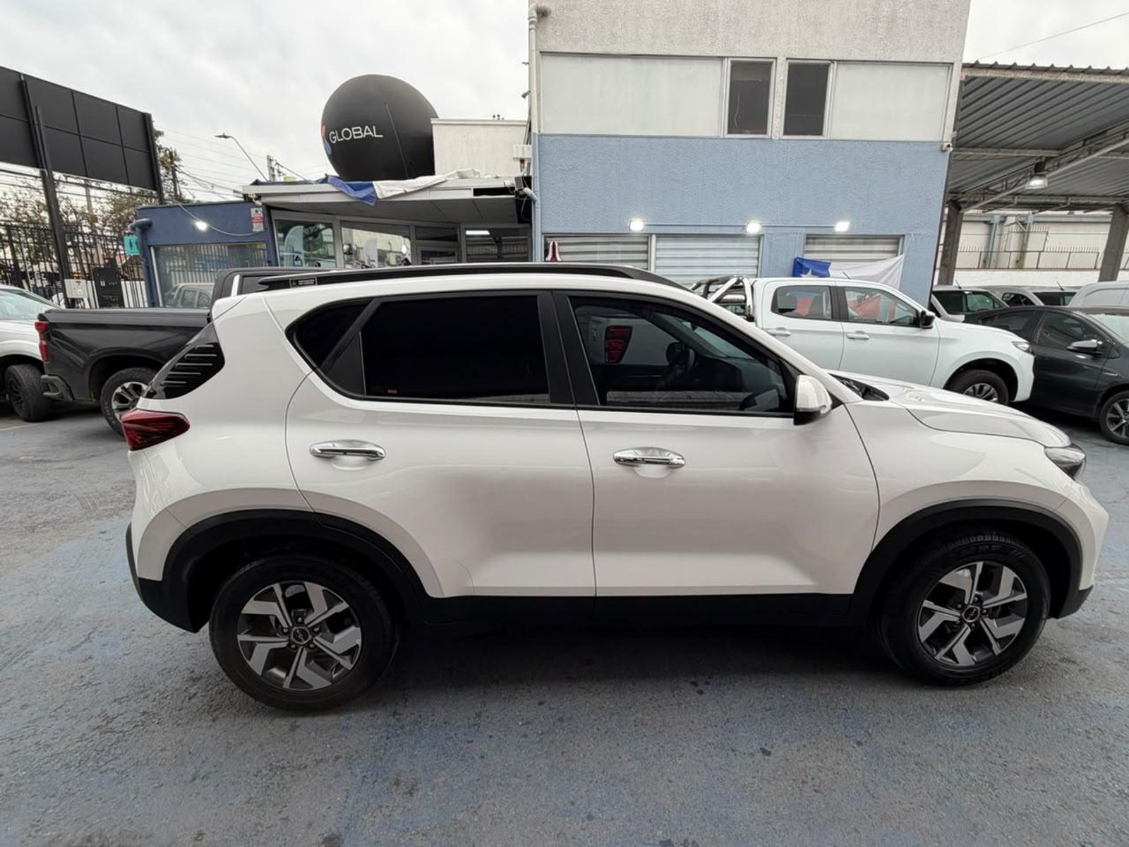 Kia SONET EX 1.5 2022 - Foto 4 de 10