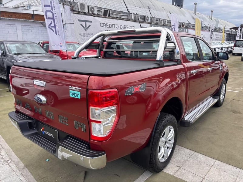Ford RANGER XLT 3.2 Diesel 2023 - Imagen 8 de 10