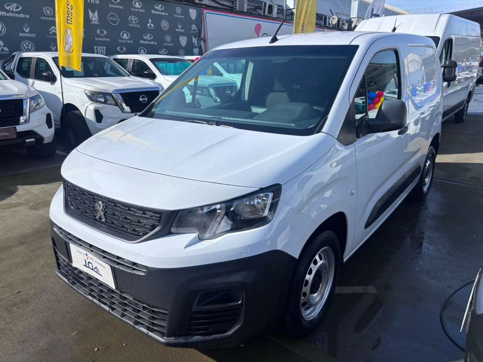 Peugeot PARTNER L1 BLUE HDI 100 1.5 2023 - Foto 3 de 10