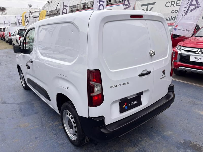 Peugeot NUEVA PARTNER 1.6 HDi 90HP Pack AA EV 2024 - Imagen 6 de 10