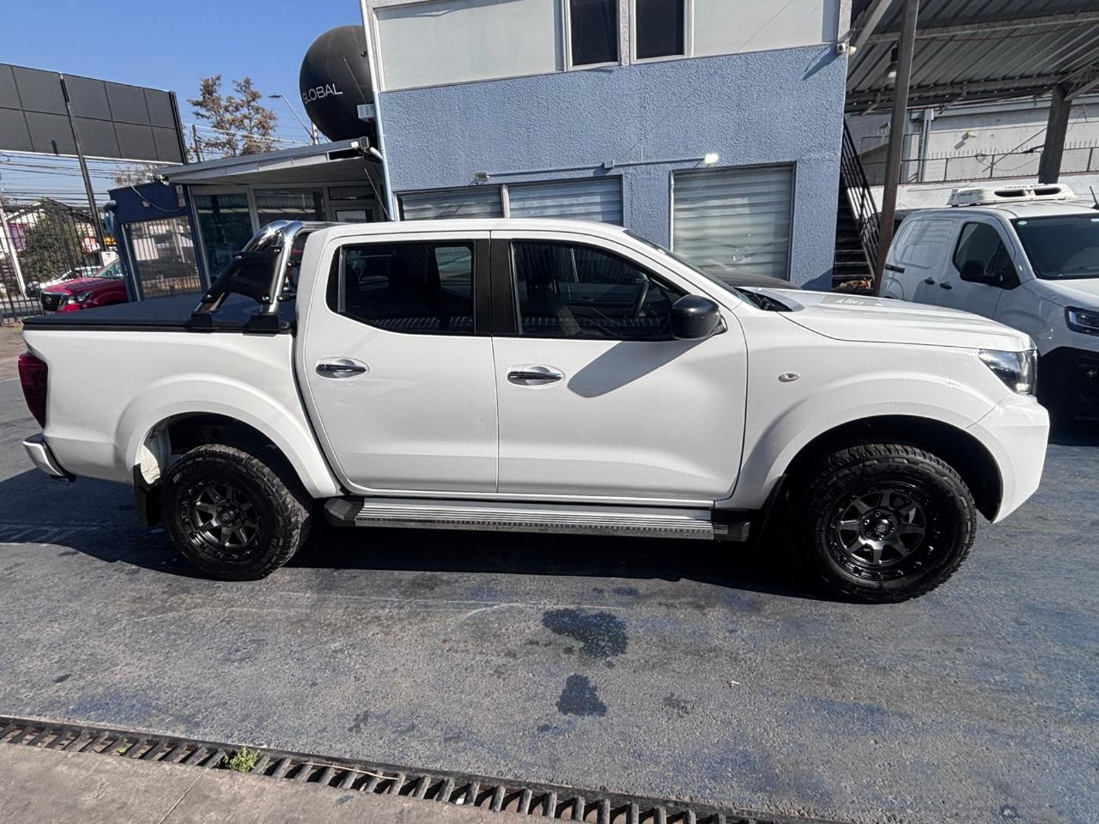 Nissan NAVARA SE 4X2 2023 - Imagen 4 de 10