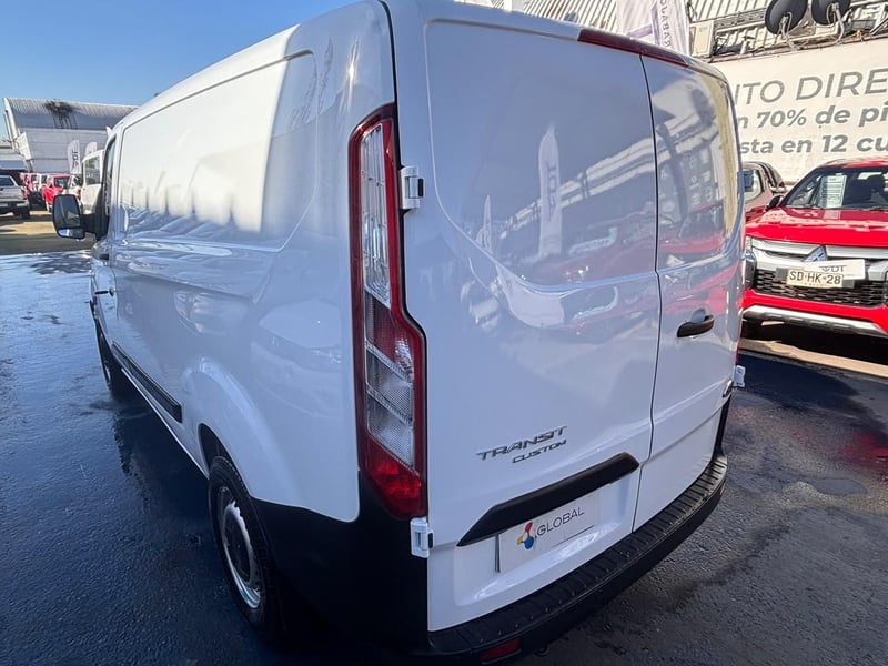 Ford TRANSIT Custom 2.0 EcoBlue Furgón Medio 2024 - Imagen 6 de 10