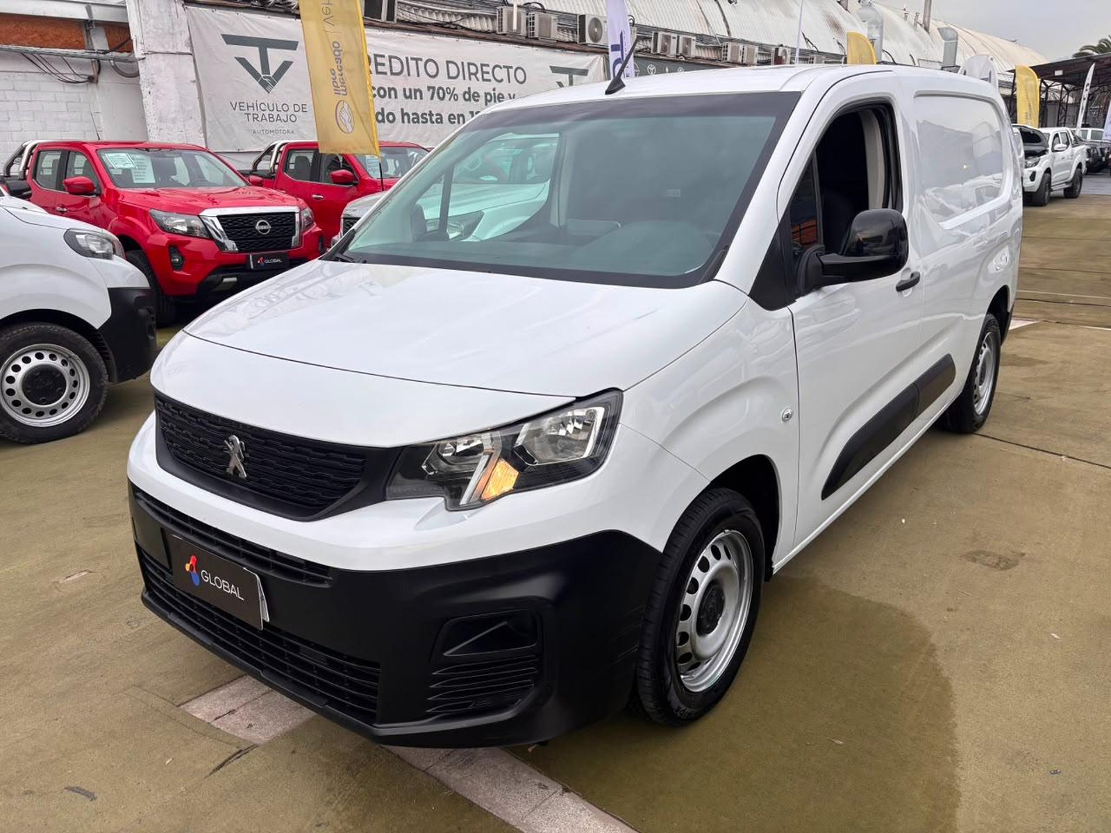 Peugeot PARTNER HDI 92 L2 1.6 L2 1.6 Diesel 2023 - Foto 3 de 10