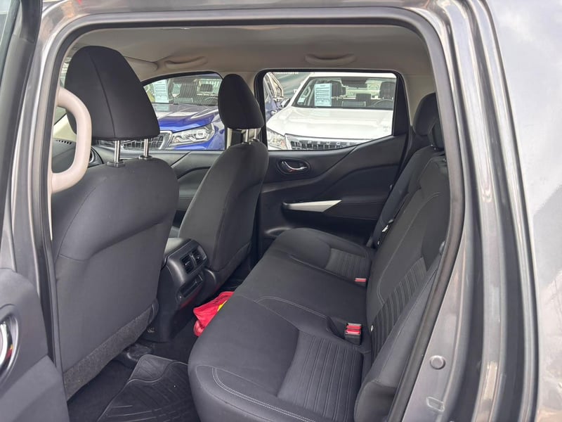 Nissan NAVARA XE 4X2 2.3 DIESEL 2023 - Imagen 9 de 10