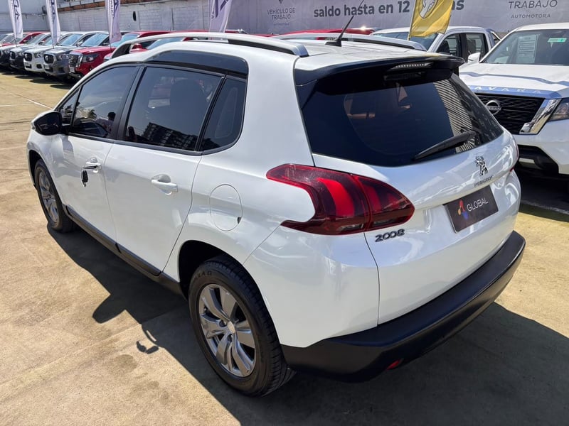 Peugeot 2008 ACTIVE PACK 1.6 Diesel 2019 - Imagen 6 de 10