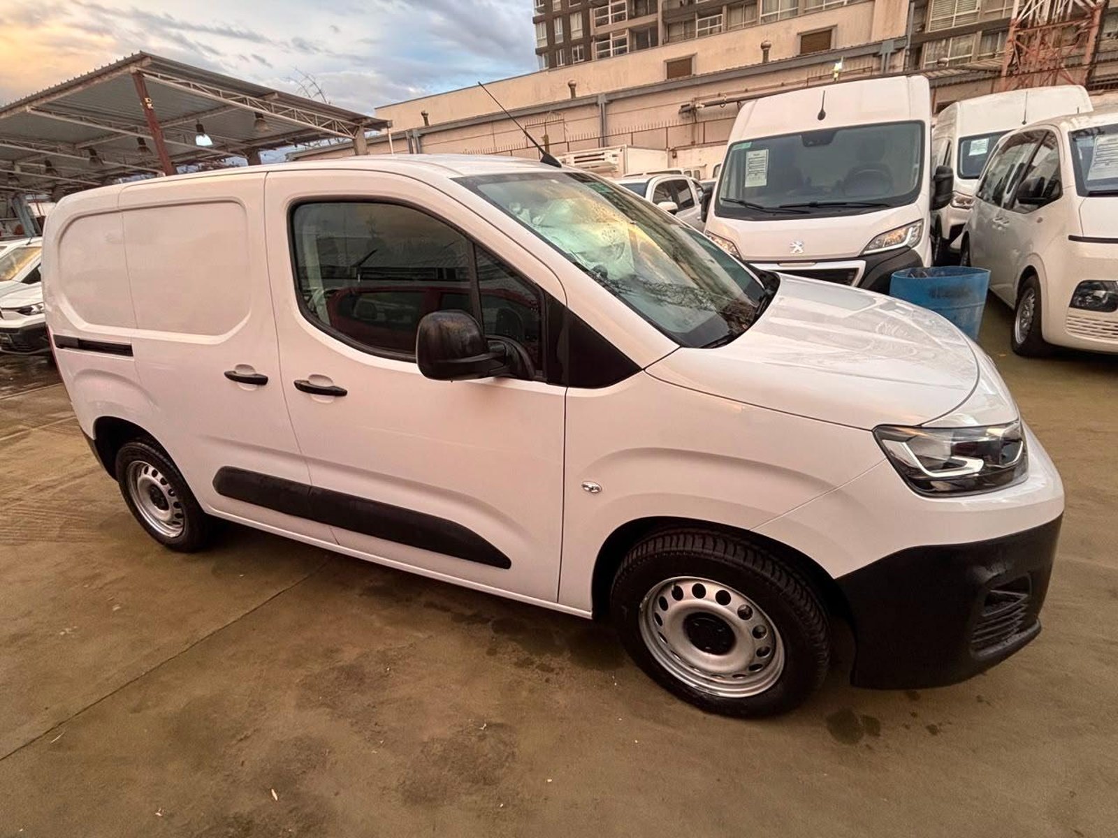 Citroën Berlingo 2024 - Imagen 5 de 10