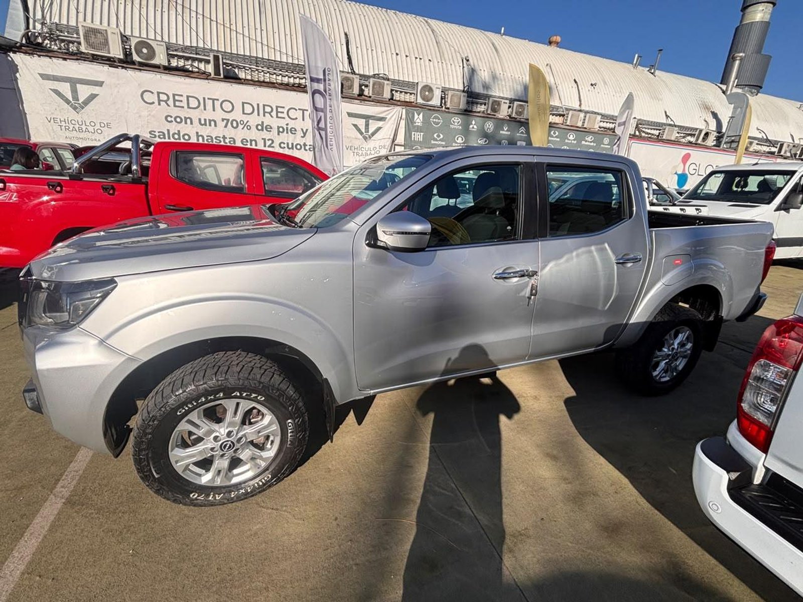 Nissan NAVARA XE 4X4 2.3 2023 - Foto 4 de 10