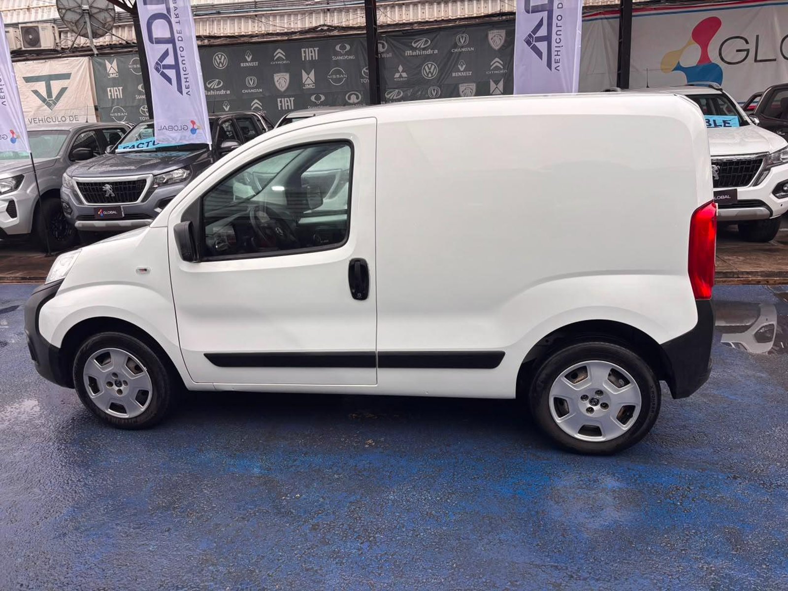 RAM VAN 700 CITY 2022 - Foto 5 de 10