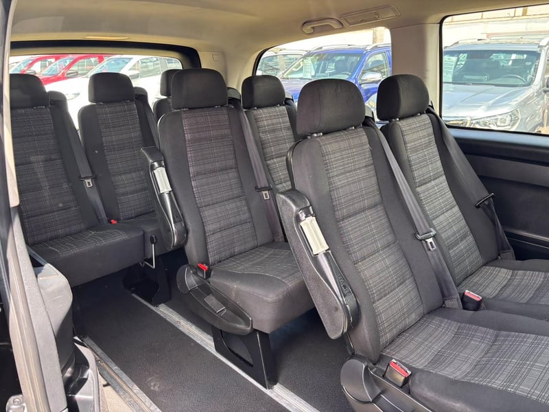 Mercedes-Benz VITO TOURER 114 CDI 2.1 Diesel 2018 - Imagen 9 de 10