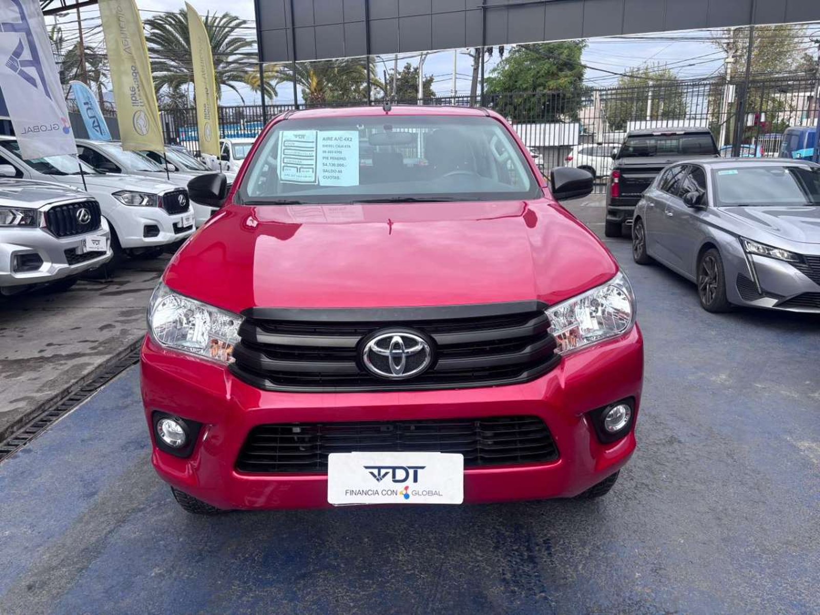 Toyota HILUX DOBLE CABINA 2.4 dx 4x2 2023 - Foto 2 de 10