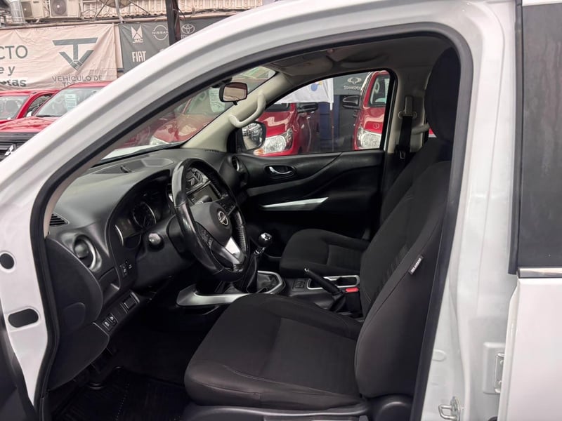 Nissan NAVARA XE 4X4 2.3 2023 - Imagen 10 de 10
