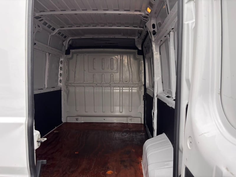 Peugeot Boxer L2H2 2.0 Diesel 2023 - Imagen 9 de 10