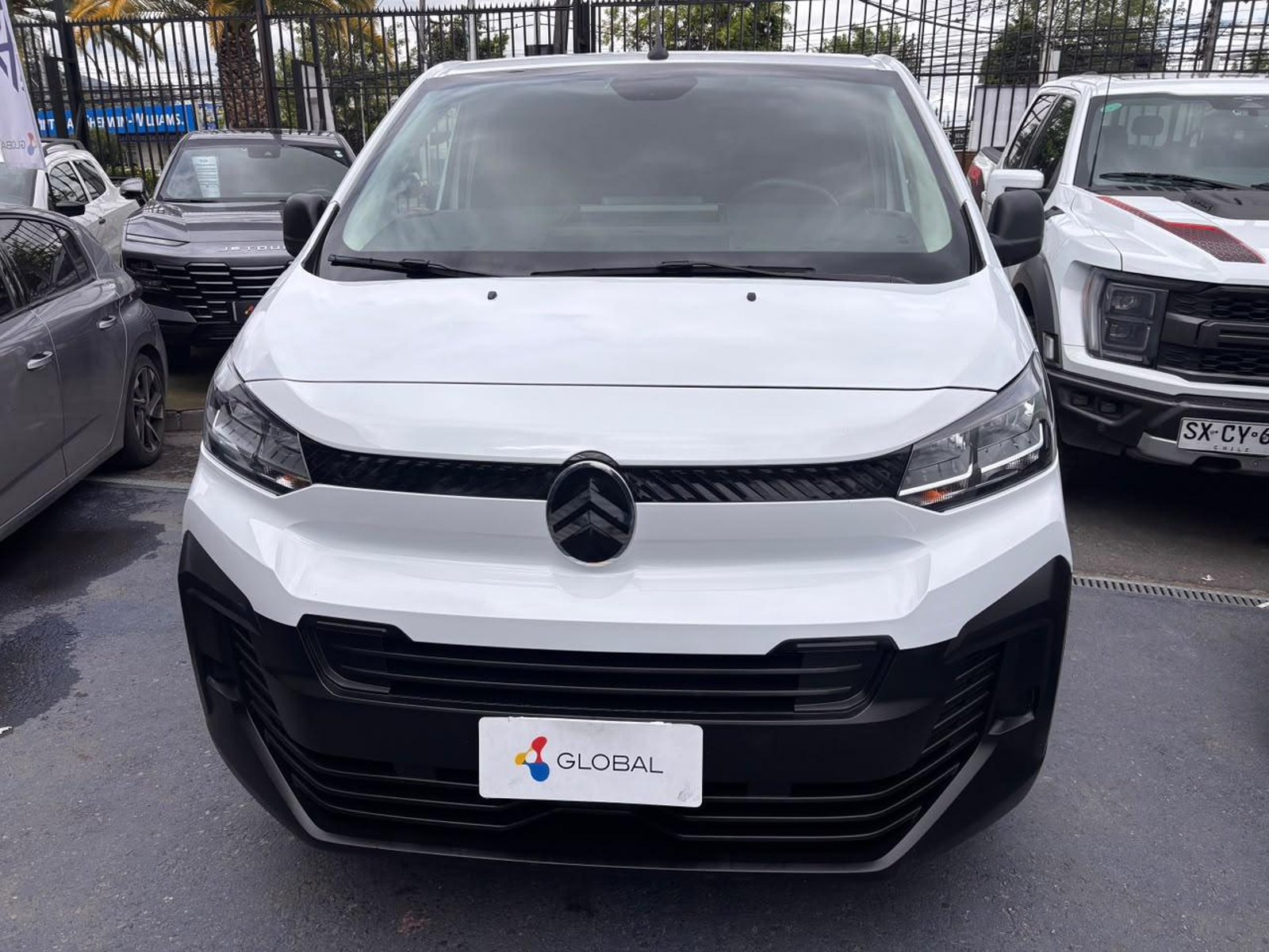 Citroën Jumpy Furgón Confort Largo 2.0 HDi 2025 - Foto 2 de 10