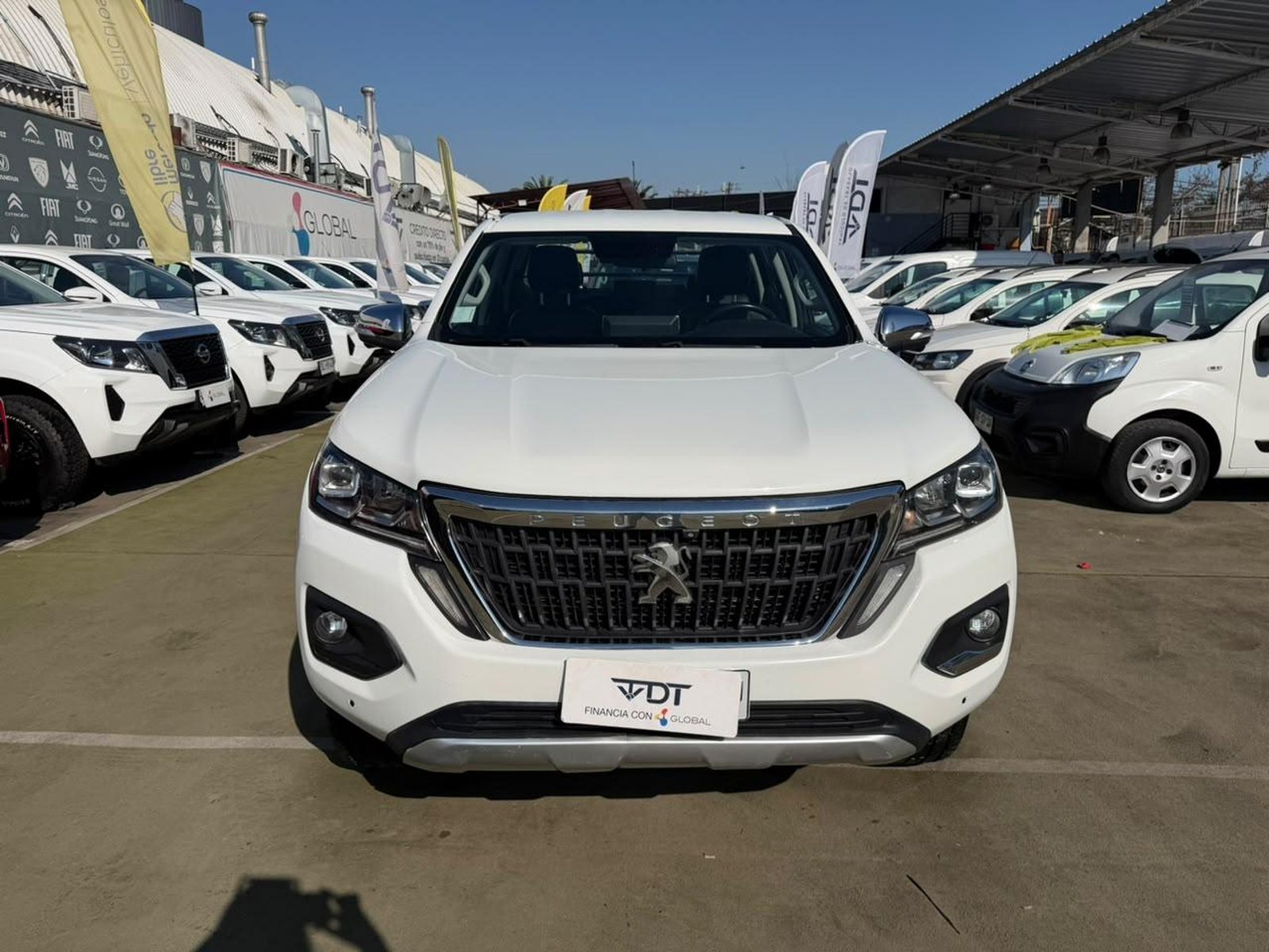 Peugeot LANDTREK ACTYON4 4X4 2023 - Foto 2 de 10