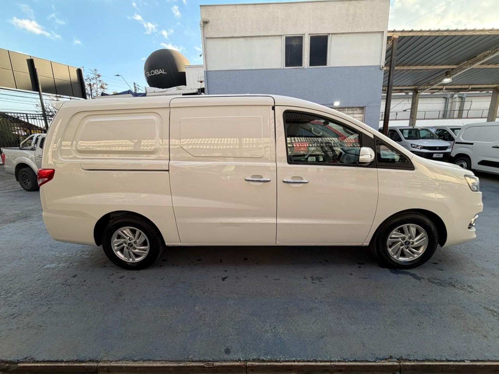 JAC REFINE 2023 - Foto 4 de 10
