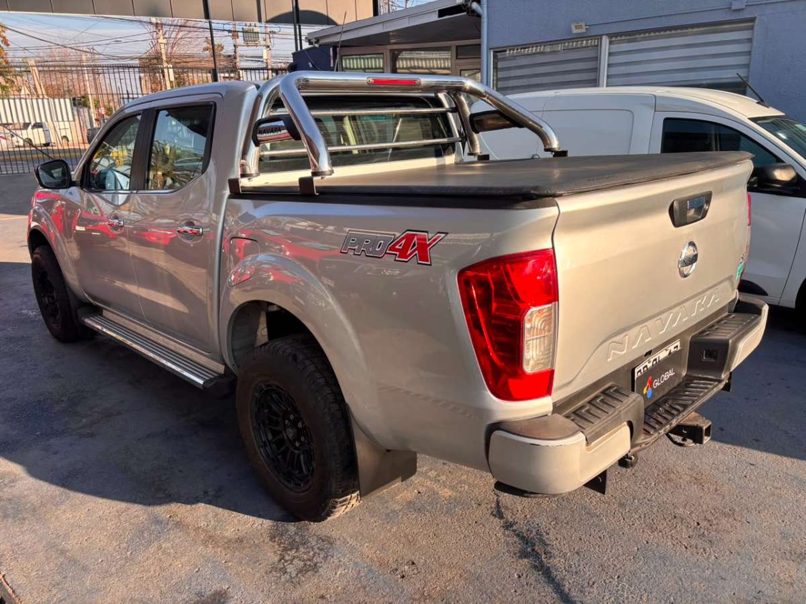 Nissan NAVARA D CAB 2.3 2021 - Imagen 6 de 10