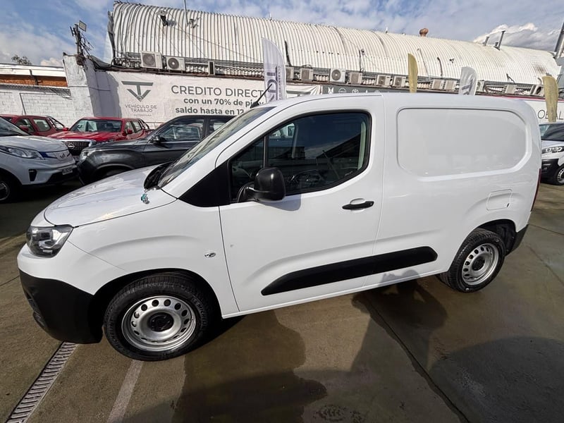 Citroën Berlingo 2023 - Imagen 4 de 10