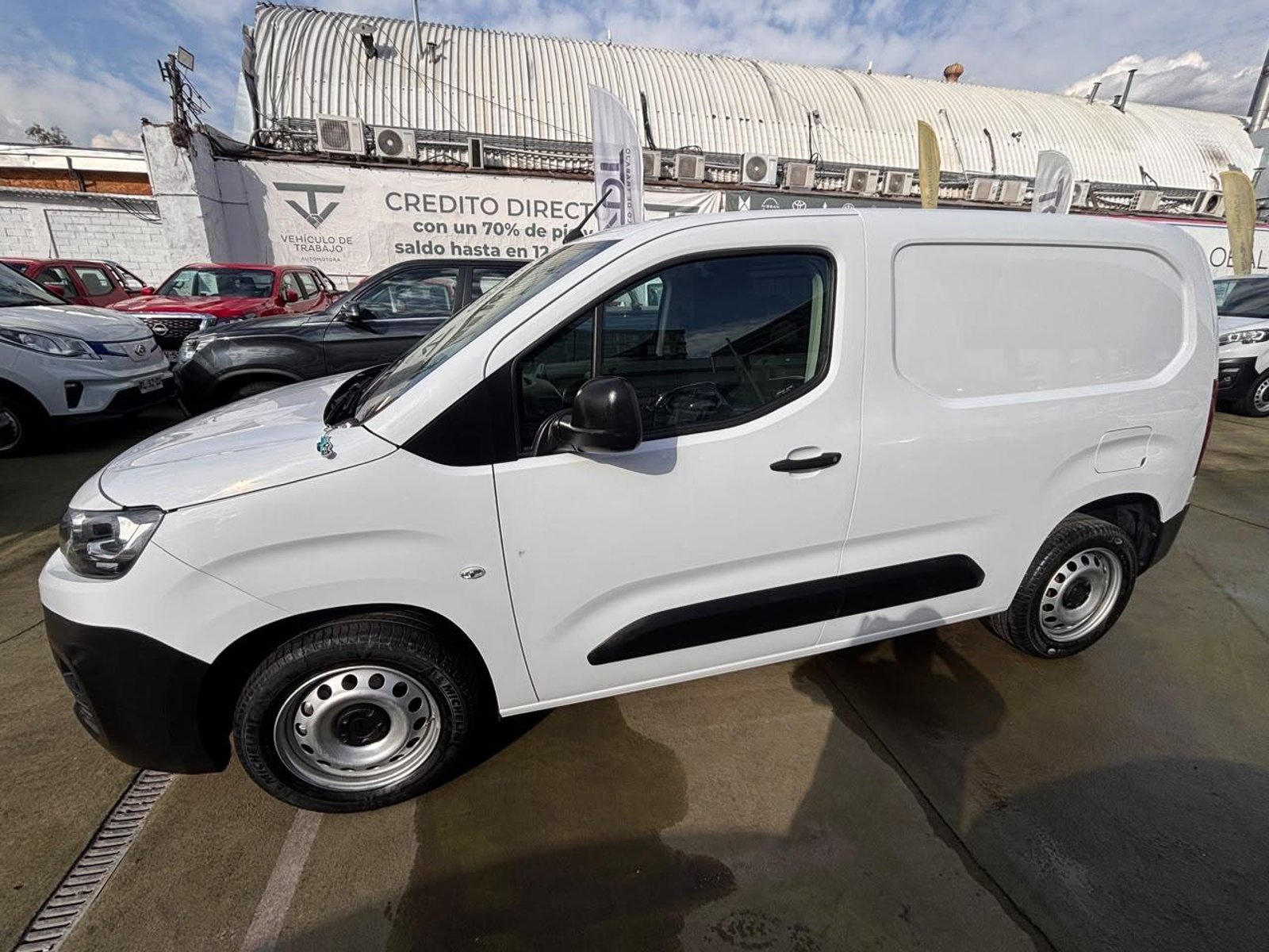 Citroën Berlingo 2023 - Foto 4 de 10