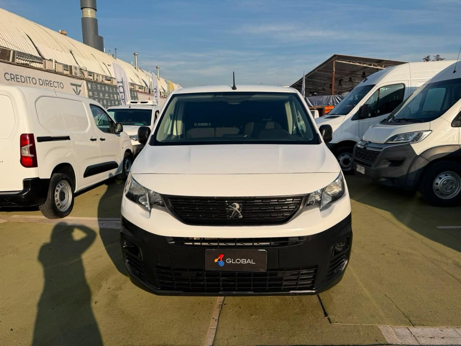 Peugeot PARTNER HDI 92 L1 1.6 2021 - Foto 2 de 10