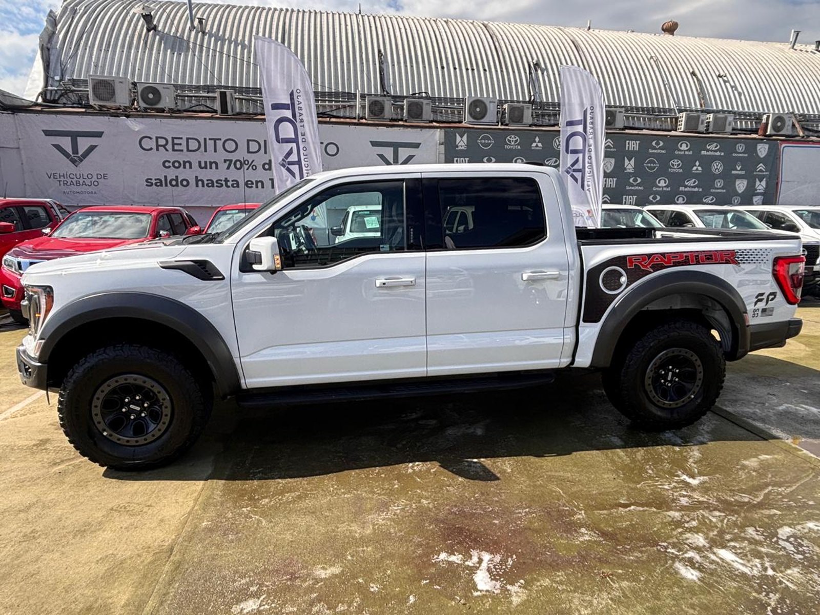 Ford F150 RAPTOR 3.5 AUT 4X4 2024 - Foto 5 de 10