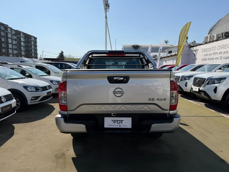 Nissan NAVARA XE 4X4 AT 2.3 DIESEL 2024 - Imagen 7 de 10