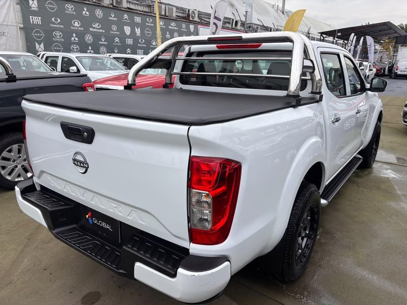 Nissan NAVARA D CAB 2.3 xe 4x2 2024 - Imagen 8 de 10