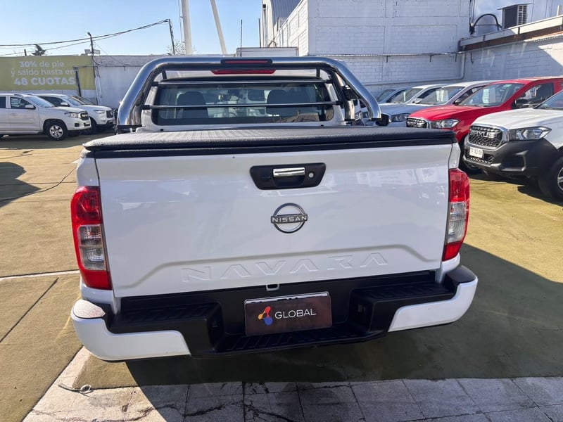 Nissan NAVARA D CAB 2.3 xe 4x2 2023 - Imagen 7 de 10