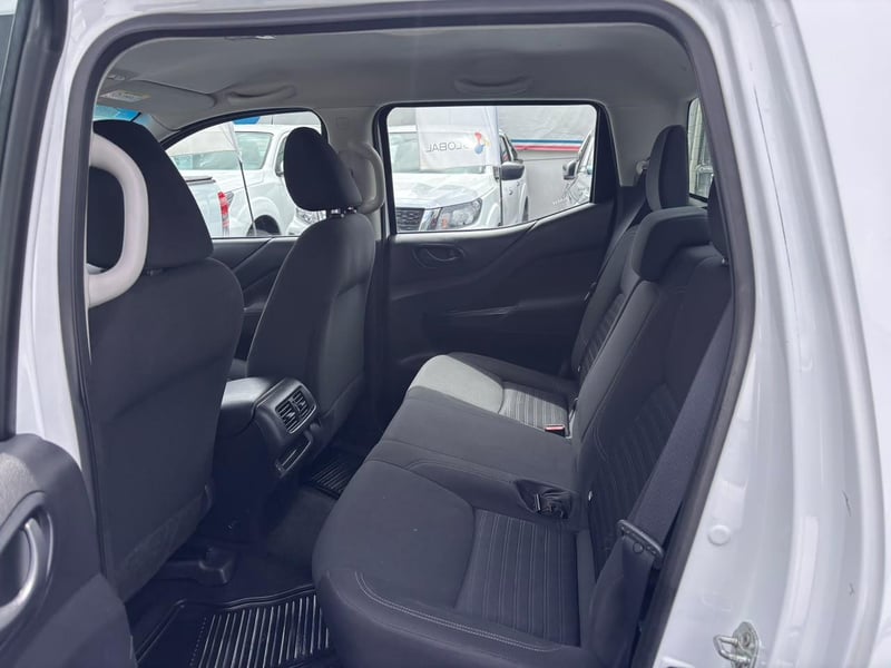 Nissan NAVARA SE 4X4 2.3 2023 - Imagen 9 de 10