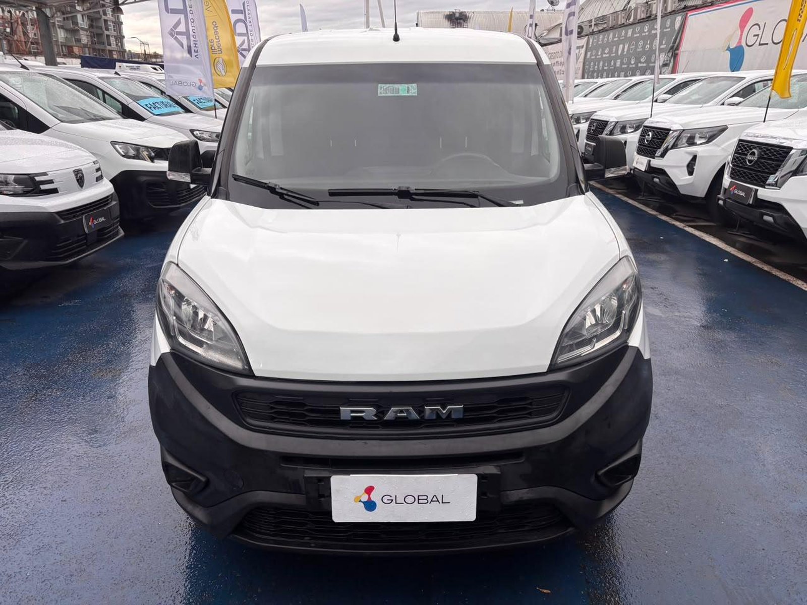 RAM VAN 1000 2022 - Foto 2 de 10